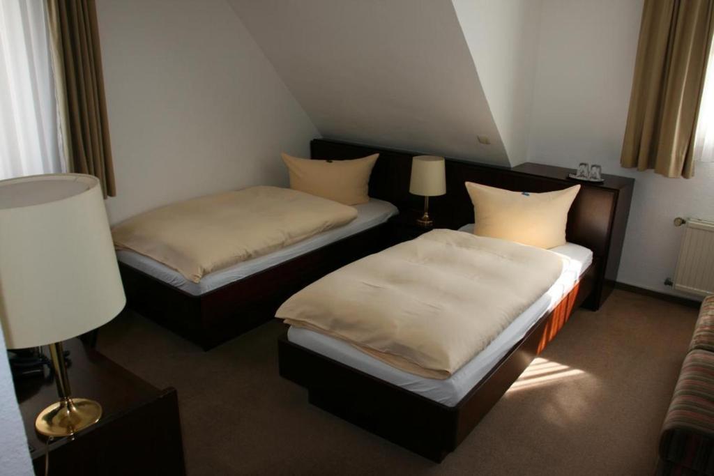 Hotel Diening Essen Oda fotoğraf